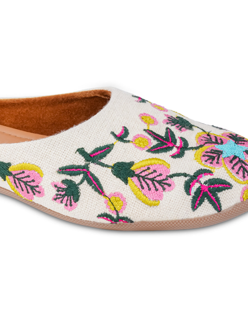 Women Embellished Ethnic Mojaris Flats
