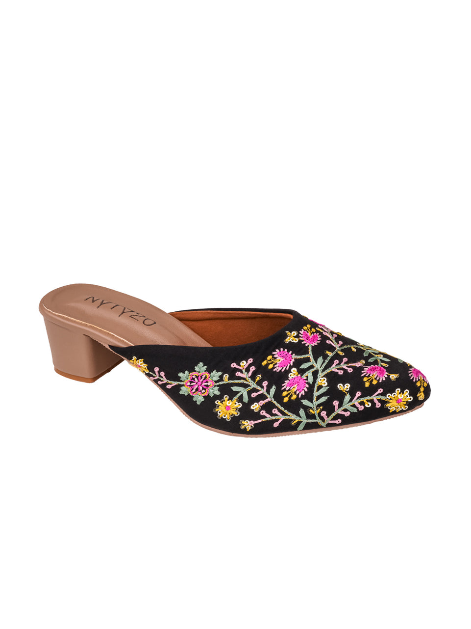 Ladies footwear hill