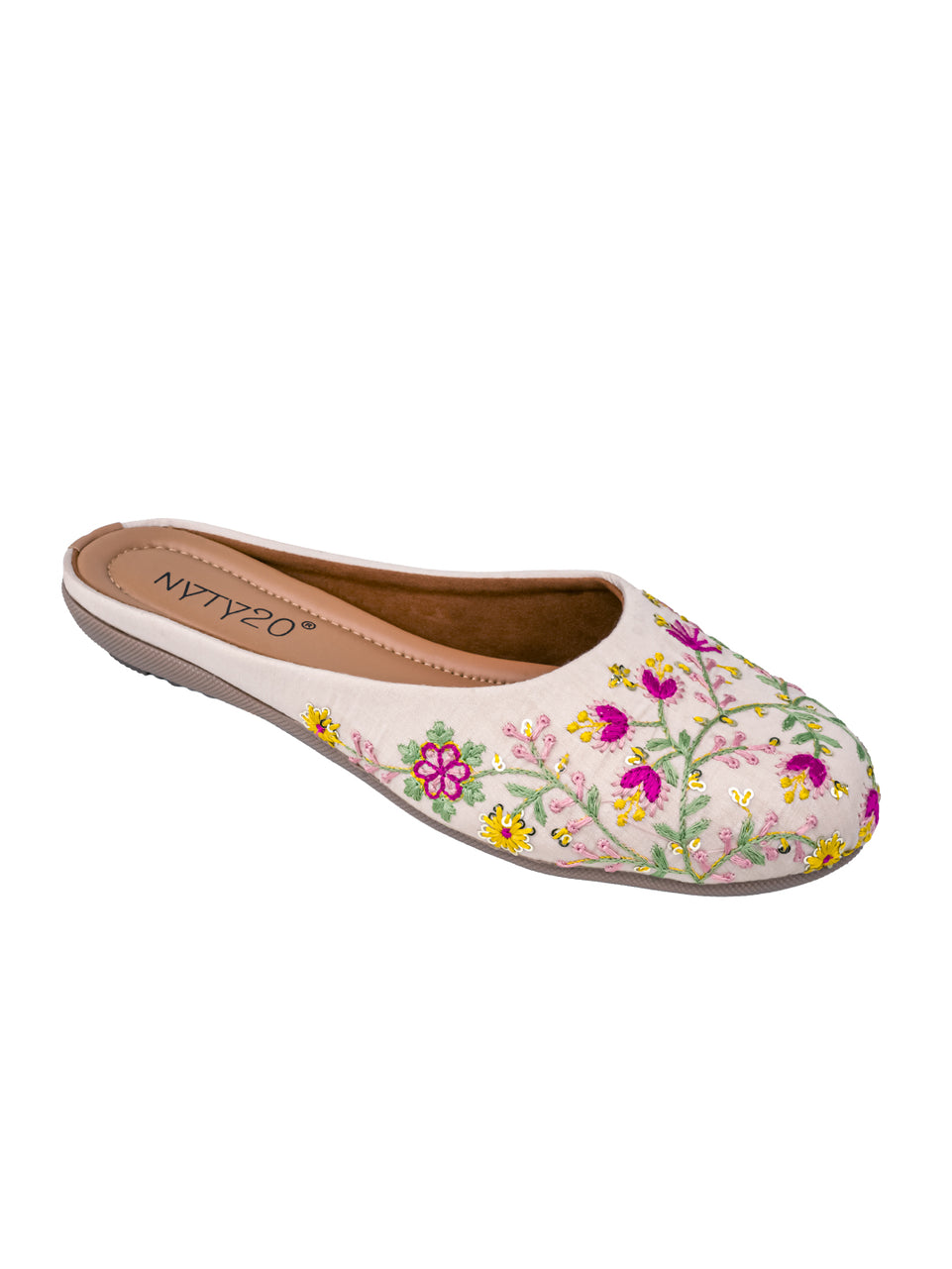 Ladies footwear jutti