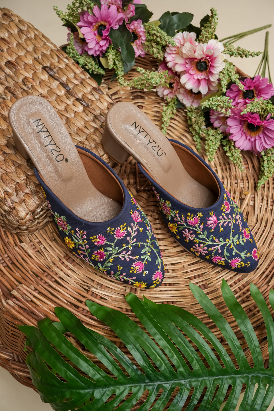 Ladies footwear heels