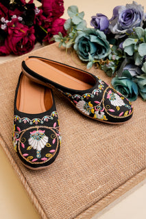 Black design jutti